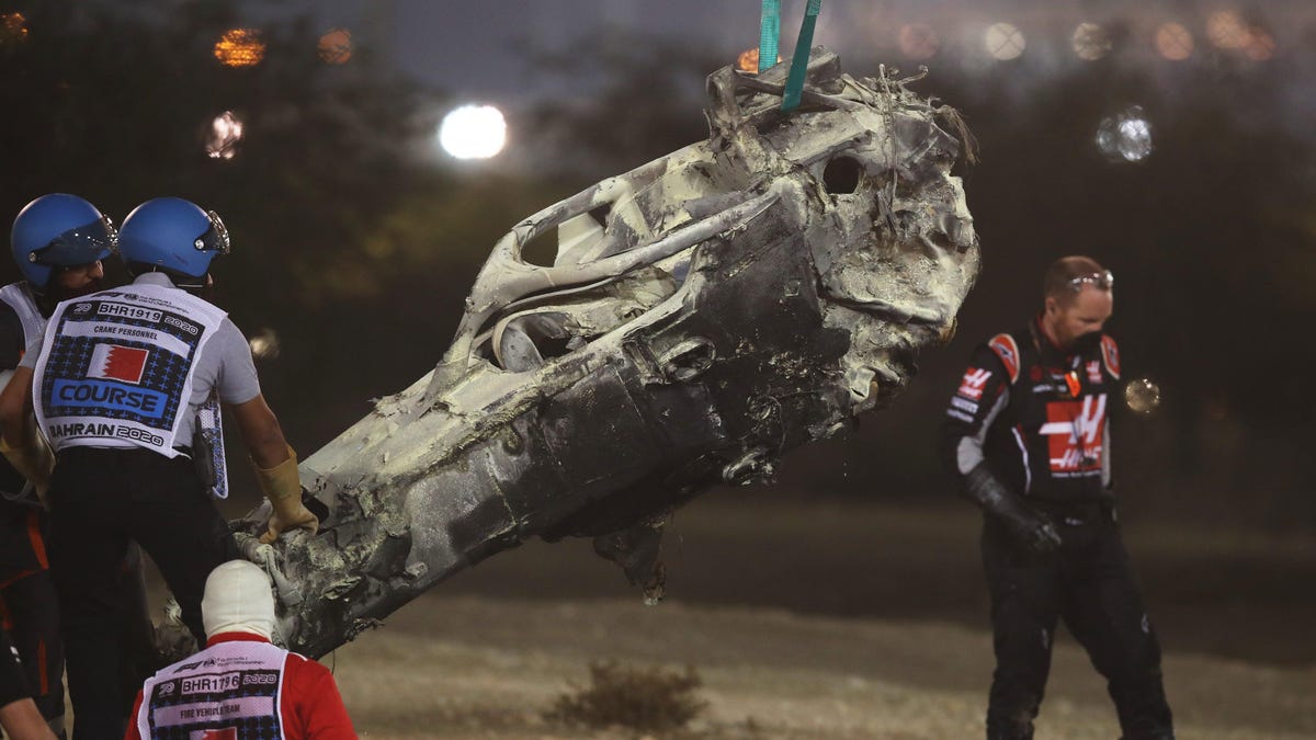 Romain Grosjean's Charred F1 Car Will Be Displayed at a Museum in Spain dlvr.it/SjmZqQ