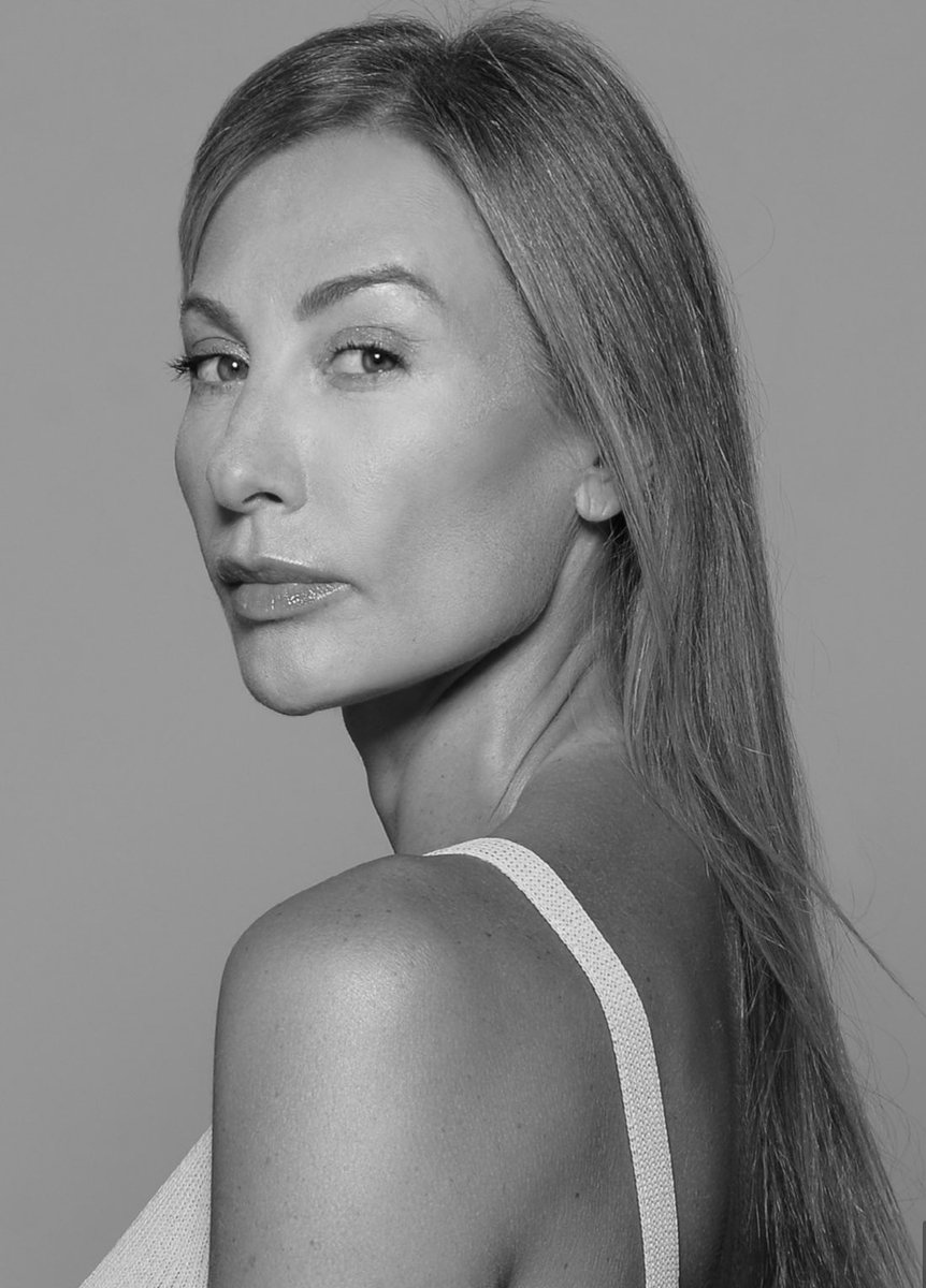PontMonica's tweet photo. You create beauty with your attitude, your style and your passion @LarimideOficial #naturalbeauty #cometicanatural #cosmeticaespañola #ambassador #larimide https://t.co/HeokqDWT3l