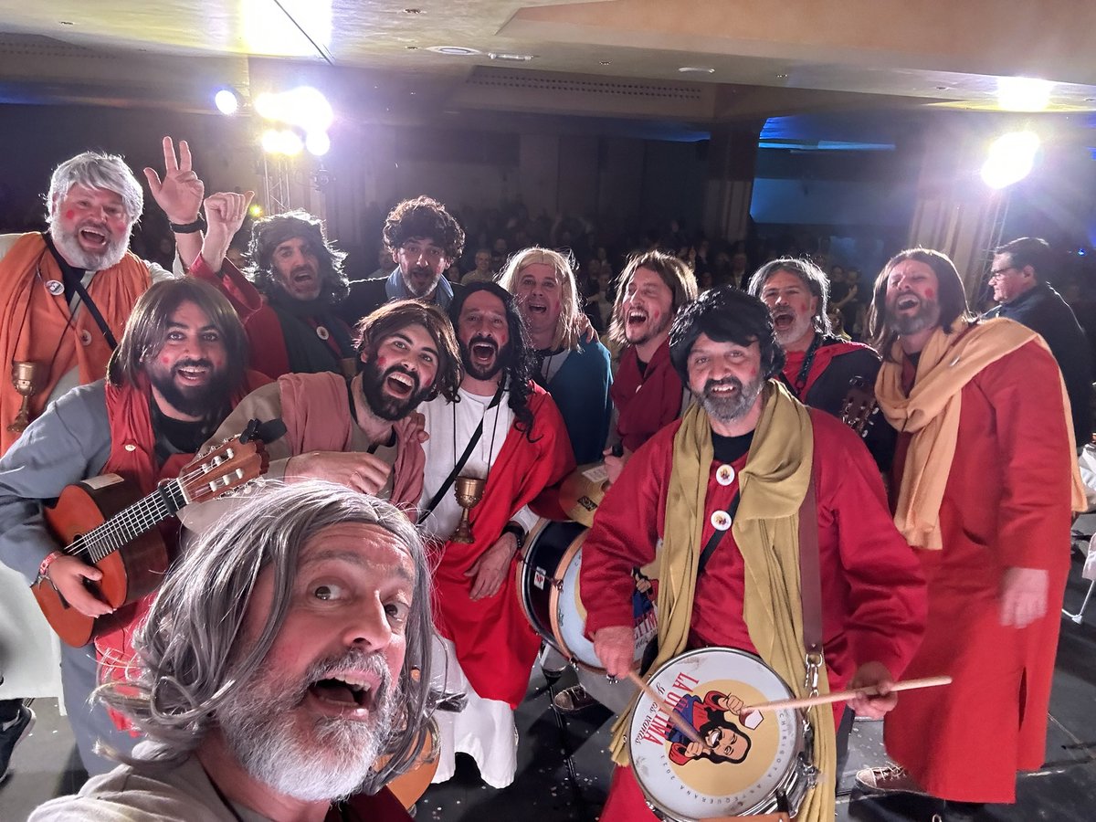 Si no pudiste asistir o quieres revivir el encuentro de agrupaciones de #CarnavalATQ 🎭 del pasado domingo en las instalaciones del #HotelAntequeraHill 🏨 no de <a href="/GAT_gestion/">Gestión de Activos Turísticos</a>   AQUÍ 👉🏼 youtu.be/KIqRK1NsxPw vía <a href="/YouTube/">YouTube</a> puedes verlo las veces que quieras, y entero 👏🏼👏🏼👏🏼👏🏼👏🏼