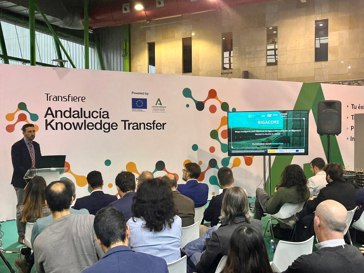 SmartfenixE's tweet image. 📸 La pasada semana participamos en @ForoTransfiere, donde tuvimos la oportunidad de presentar nuestras soluciones #RIGACORE y la plataforma #SmartIrrigation, proyectos que ayudan a combatir la situación de sequía y que están recogidas en el #PLAndSEQUÍAAndalucía.