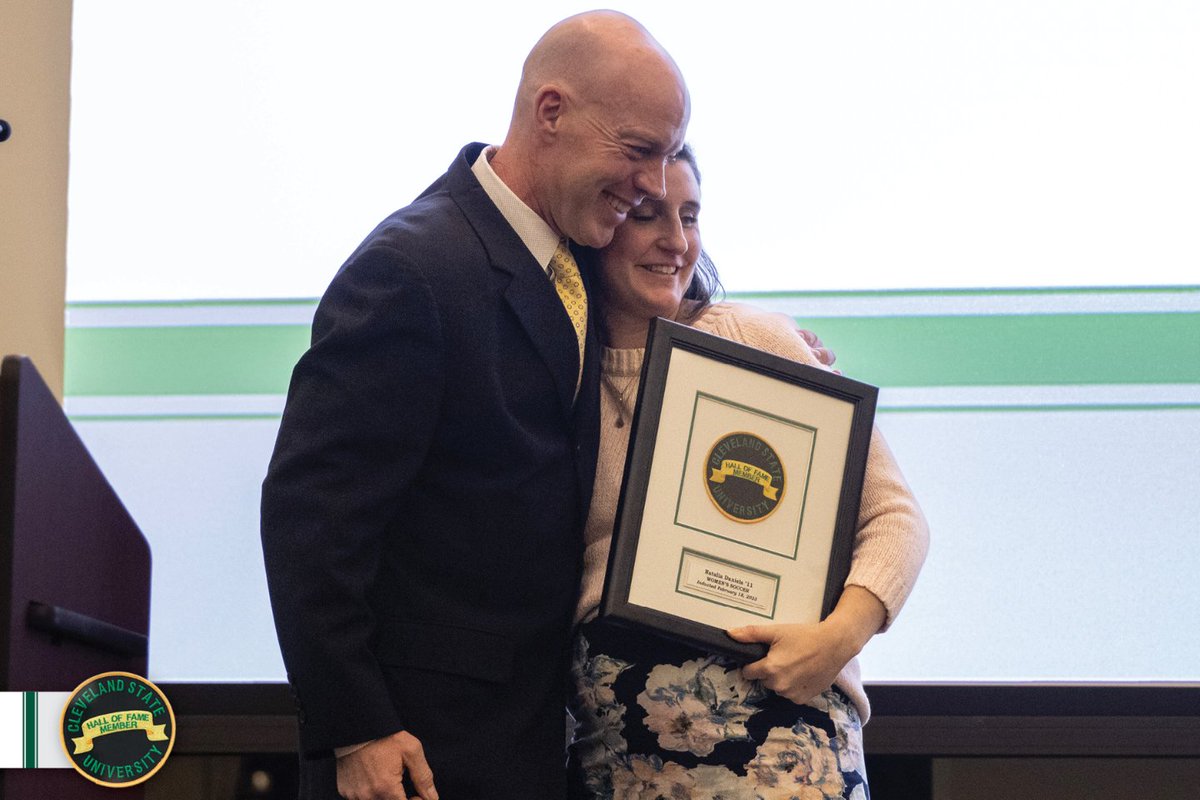 CSU_Athletics's tweet photo. 𝟮𝟬𝟮𝟯 @CLE_State 𝗔𝘁𝗵𝗹𝗲𝘁𝗶𝗰𝘀 𝗛𝗮𝗹𝗹 𝗢𝗳 𝗙𝗮𝗺𝗲 𝗠𝗲𝗺𝗯𝗲𝗿

"You can't have success without failure and I wouldn't be here without my teammates...Thank you all for making it a memorable four years as a Viking." - Natalia Daniels

#PathToThePatch | #GoVikes https://t.co/8UUTRq9VnZ