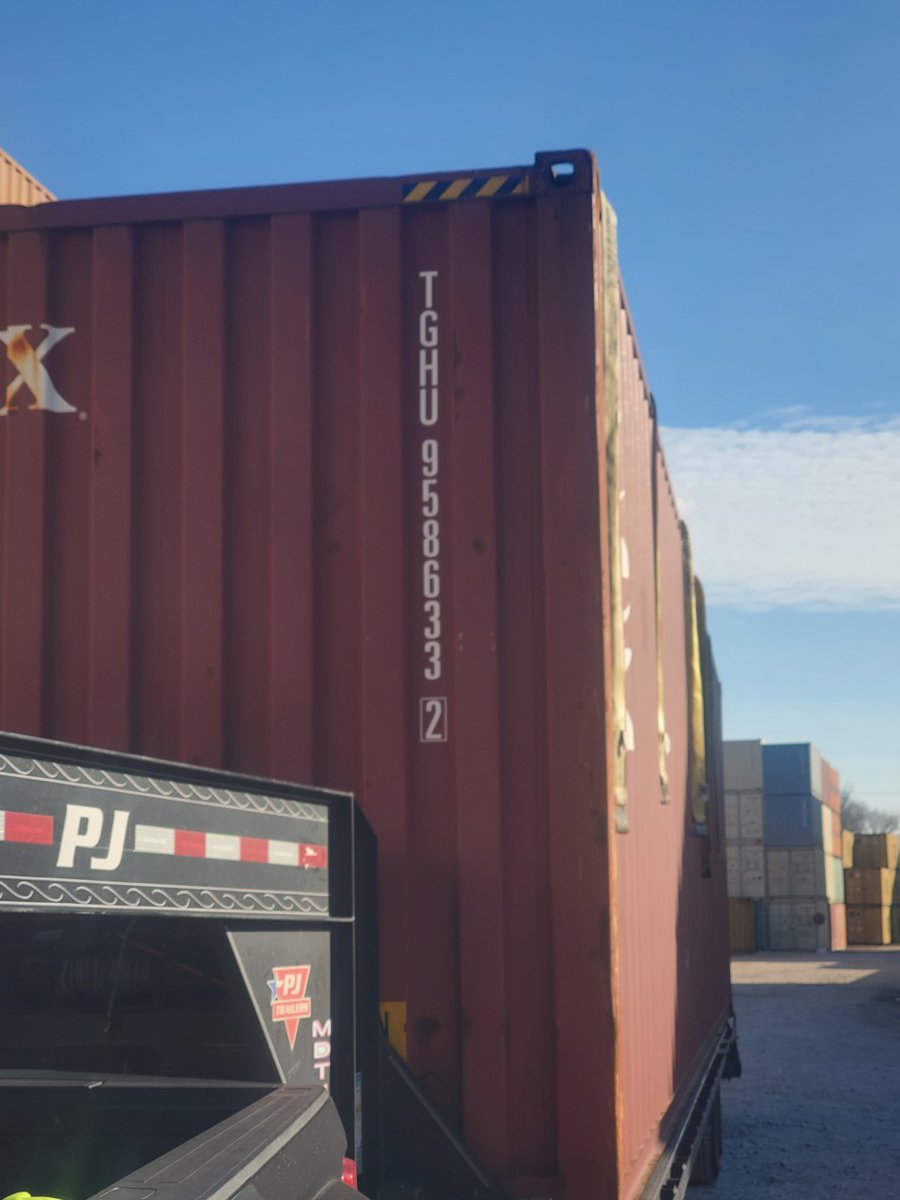 MongooseFreight's tweet photo. Moving containers is The Freight Lady's specialty! Pictured are a few of Brittany's loads being delivered.ππ Give her a call @ 346-227-7192 #TheFreightLady
#shippingcontainers #shippingsolutions #fiercelogistics #freightbrokerage #mongoosefreightsolutions https://t.co/DkhOp4ALMN