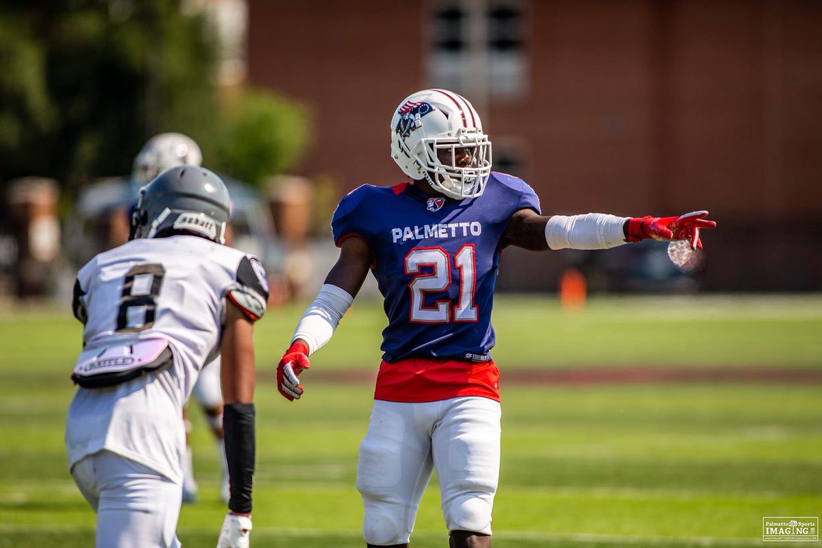 JB_2forever's tweet photo. After great conversation with @krholetter i am blessed to receive and offer from @PalmettoPrepMM ❤️ #AGTG https://t.co/ZyirWxJSX2