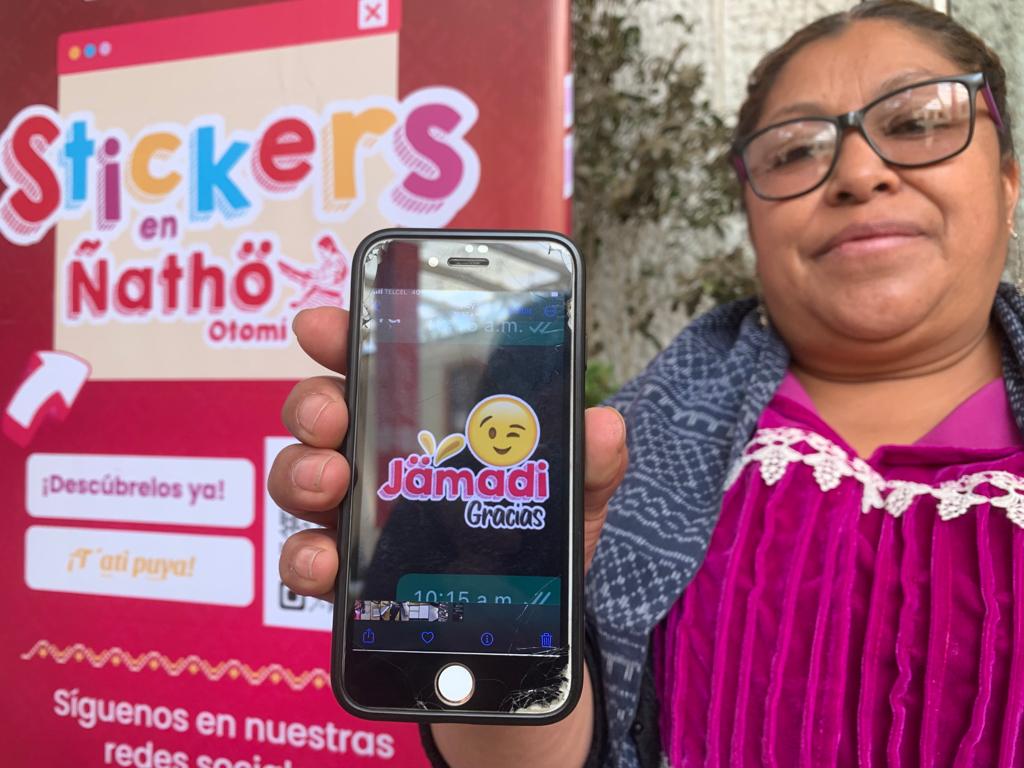 SOLTOLUCA's tweet photo. #Sociedad | Este martes, en el marco del Día Internacional de la Lengua Materna, se informó que alrededor de 204 stickers en Ñathö o lengua otomí podrán ser descargados en la página oficial del ayuntamiento de Temoaya

📸 Luis Rodriguez https://t.co/v1F6qn7zwt