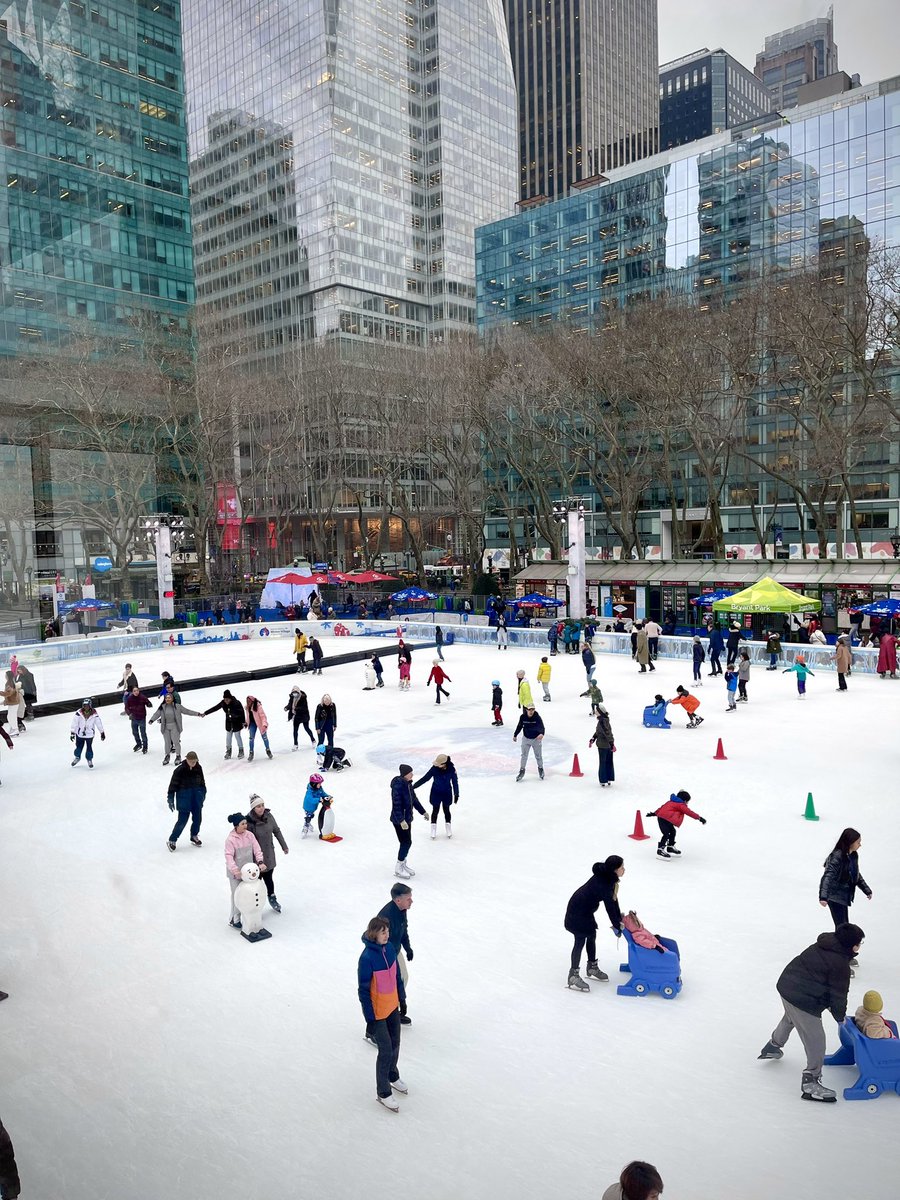 bryantparknyc's tweet image. It’s a great day to be a kid 🙌! 

#KidsWeek @BankofAmerica Winter Village.