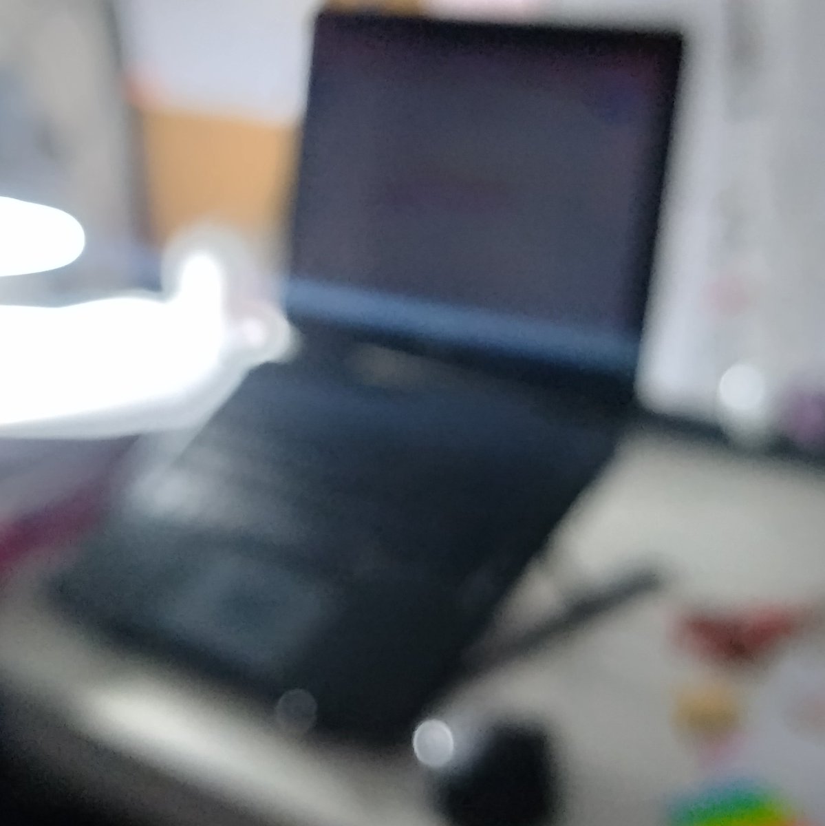 fe__zzz's tweet photo. parei pra reorganizar os estudos hoje e tá dando um trabalho... https://t.co/oziDkuUMea