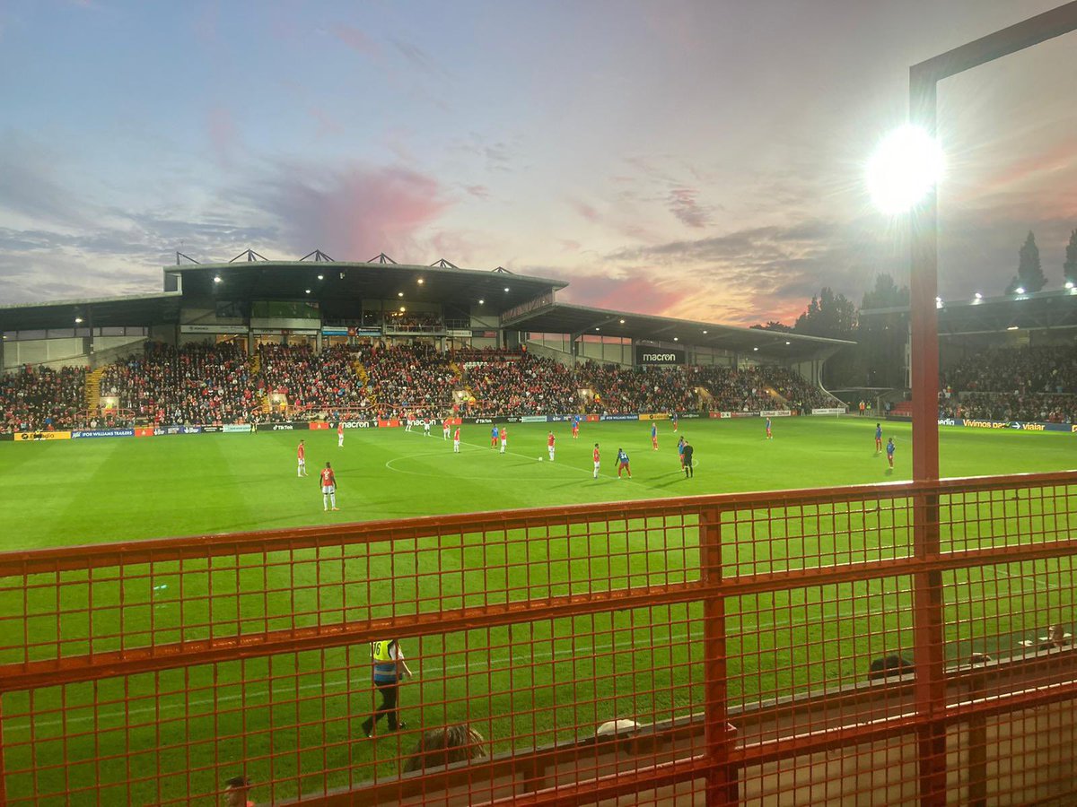 ad_wrexham's tweet photo. MIDWEEK ACTION ⚽️

Join us for FREE #AudioDescription commentary of @Wrexham_AFC v @SUFCOfficial 🎤 A service available to ALL blind and VI fans at the ground✅ 

⏰ Coverage: 7.30pm
🎙 @georgerandles + Nick Jones 
📻 Service: @AlanMarchSport 

Please RT
🔴⚪️ https://t.co/GuvZ56qHlA