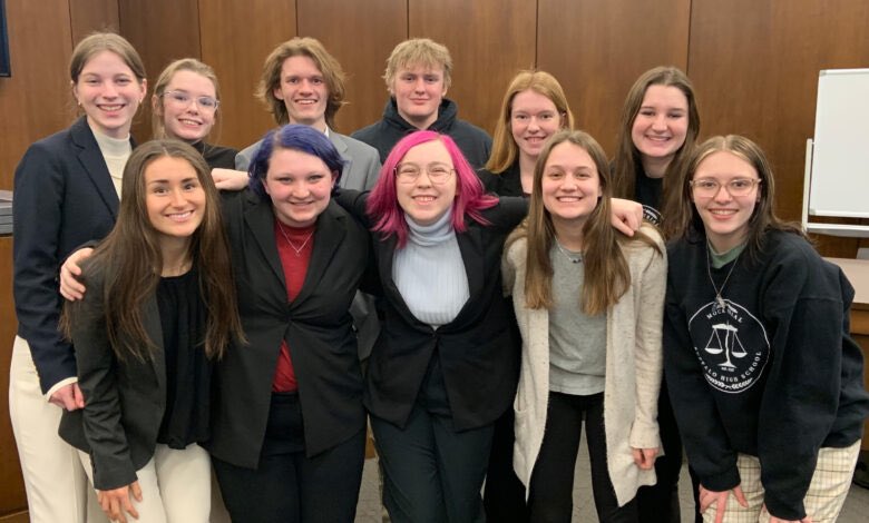 thehoofprint's tweet photo. Buffalo’s Varsity 1 Mock Trial team is heading to state on March 2-3!
Read this story by Kylie Kelm to learn more:
https://t.co/bCGEckgzMg https://t.co/BHAZsqMuvn