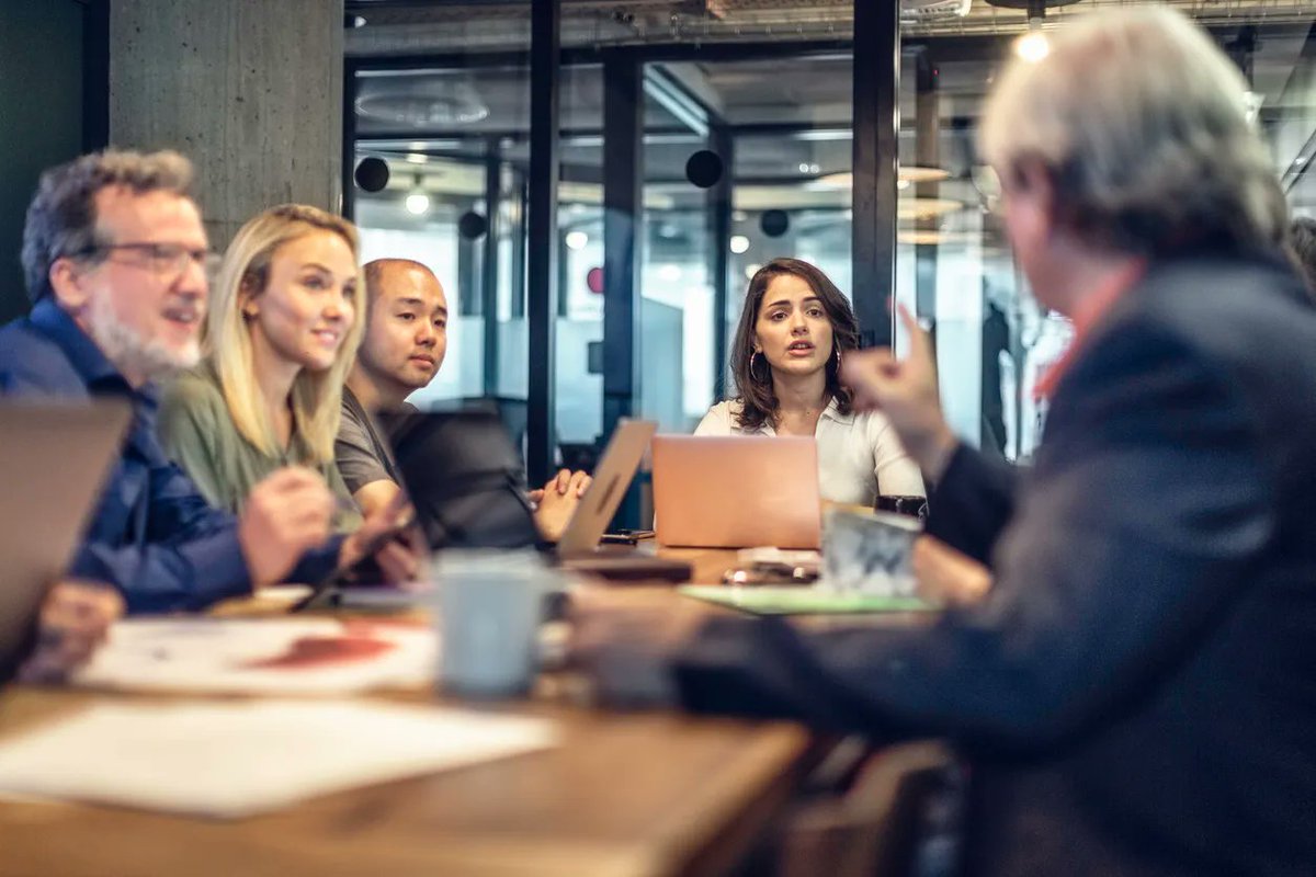 PRSAGoldCoast's tweet photo. Here's how to avoid divisive corporate jargon.

How buzzwords divide different generations at work, explains @itsdevlin in @RaganComms ➡️ https://t.co/pddIS332lw https://t.co/PFv1DQ1gLW