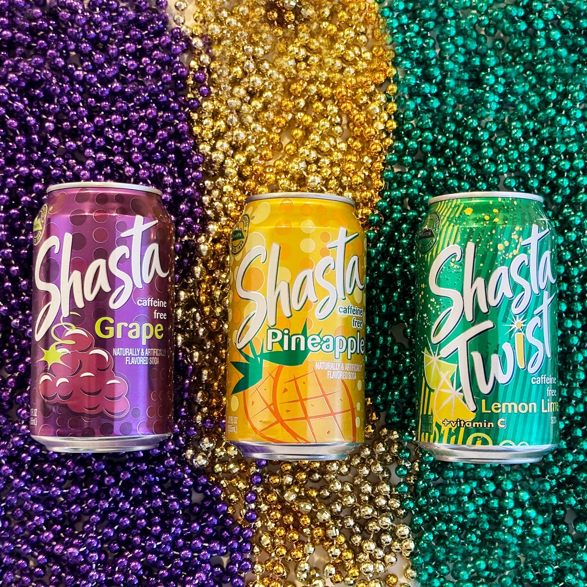 ShastaSodas's tweet photo. Let the good times roll with your favorite fizzy flavors! ⚜️ Happy Mardi Gras!⁠

#ShastaSodas #Shasta #fizz #flavor #fun #ShastaGrape #ShastaPineapple #ShastaTwist #mardigras https://t.co/Ik8LsuoapX