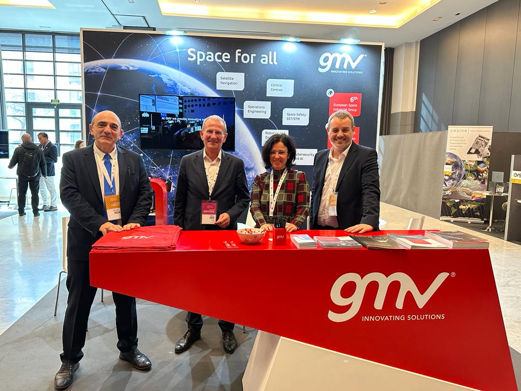 infoGMV_es's tweet photo. 🛰️ Participación de Enrique Fraga en el #SSSIF23 en el Panel 1: Agencia Espacial Española
Mañana os mostraremos nuestra participación en los próximos paneles. Mientras tanto, visita el stand #A08 para descubrir nuestras soluciones espaciales.
#Espacio https://t.co/hKmJboIPRr