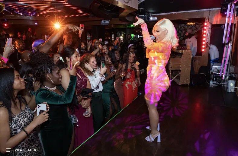 ThrowbackDoja's tweet photo. Doja Cat performing ‘Say So’ at #MakeBlackHistory Summit for Black Creators 3 years ago today (february 21st 2020) https://t.co/zo502gLmwG