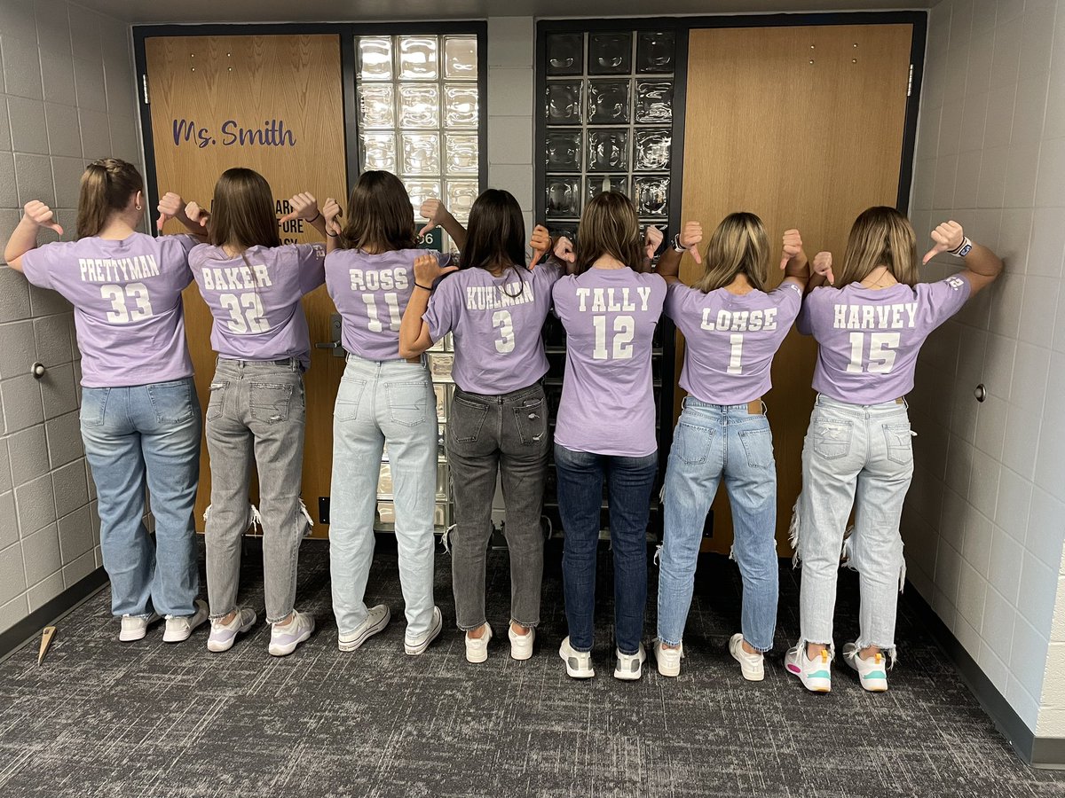 MrsLaneLHS's tweet photo. Game DAY!! Senior Night, come out and support our awesome Seniors 🏀💜 https://t.co/DbCNiemyuM