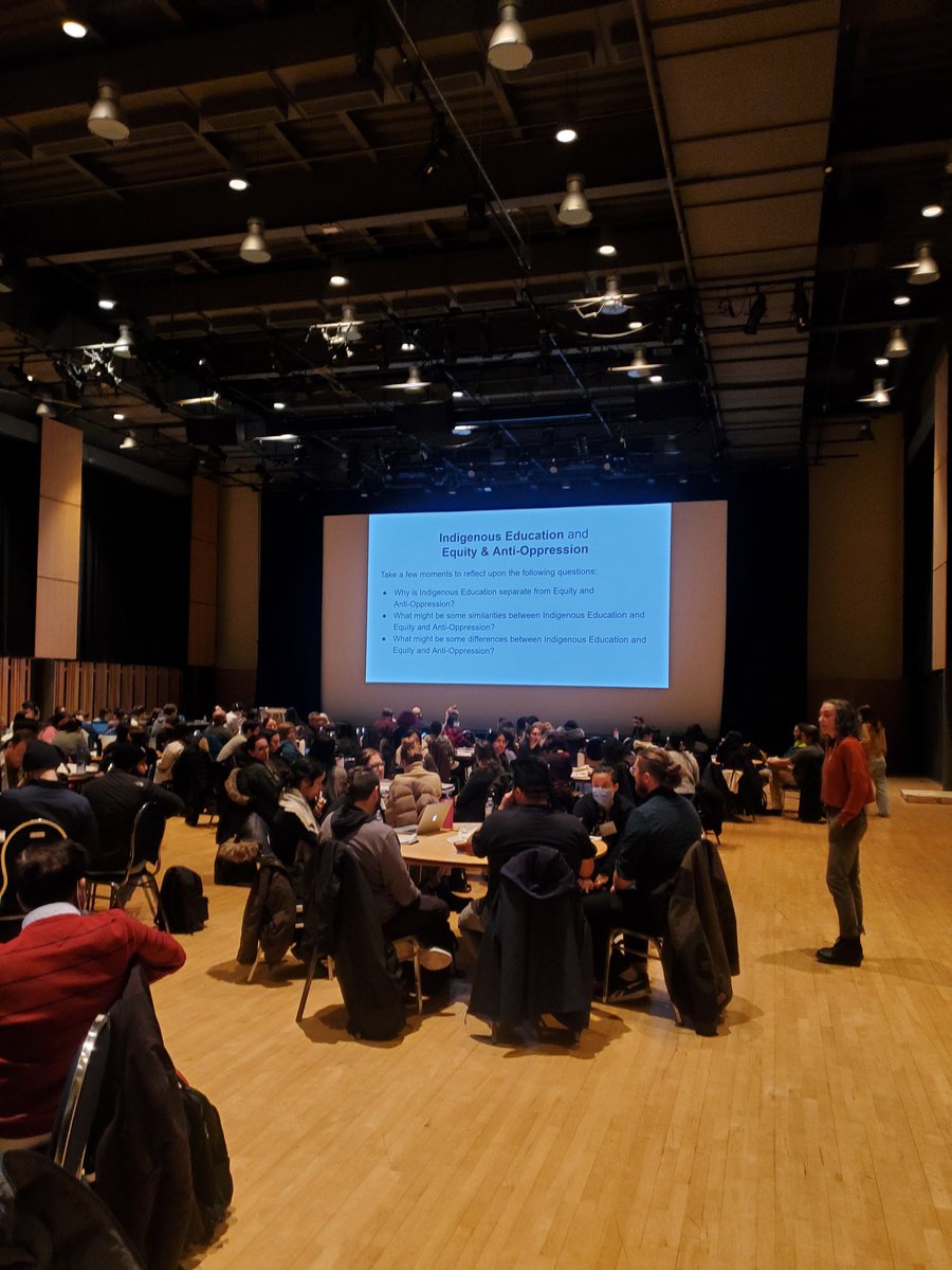 TDSB secondary board orientation today. Welcome to our newest teacher leaders. Thank you to <a href="/UIEC_Tdsb/">UIEC_TDSB</a> <a href="/tdsb_cebsa/">Centre of Excellence for Black Student Achievement</a> for facilitating important learning.