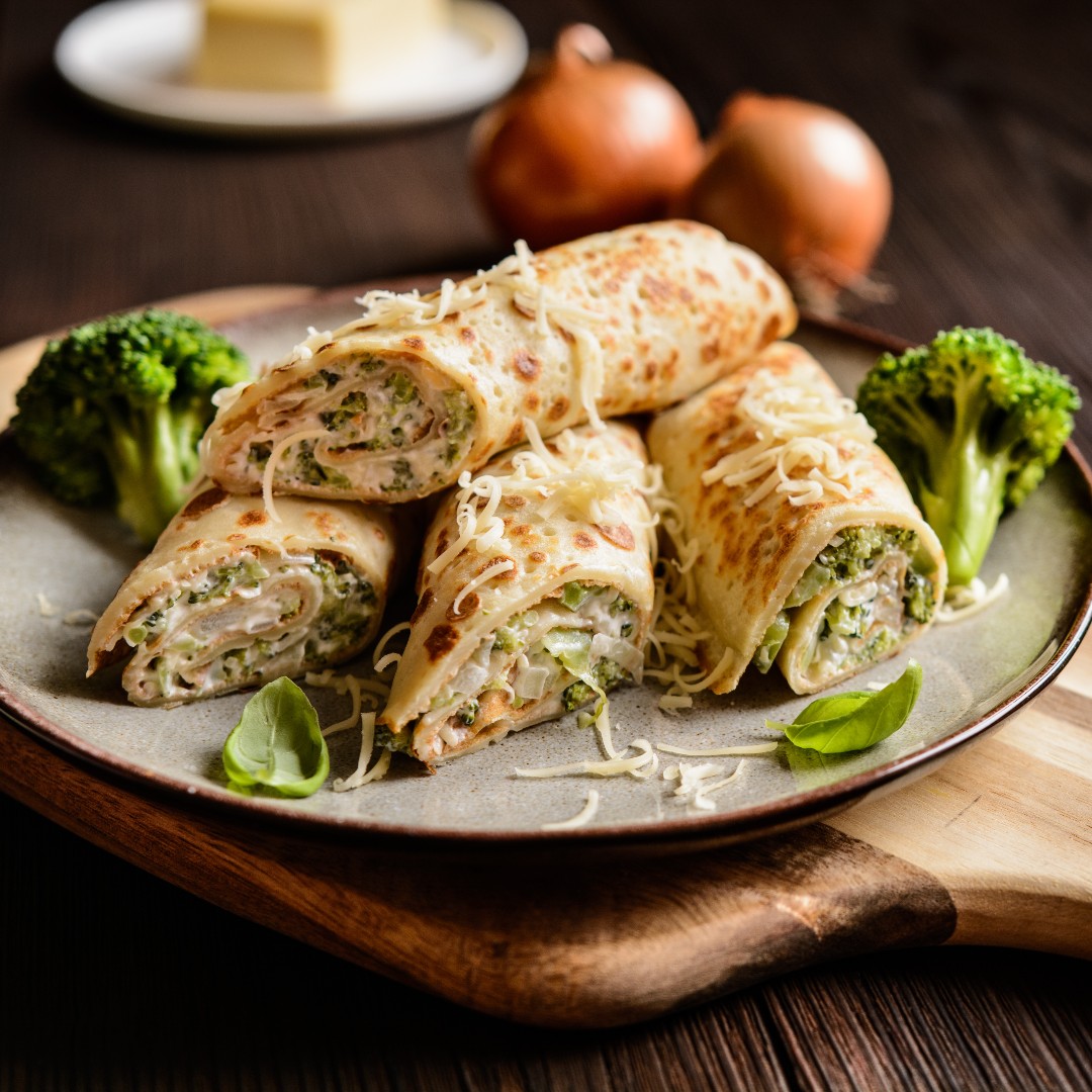 ClawsonFarms_'s tweet photo. You've heard of broccoli and Stilton soup, what about broccoli and Blue Stilton® pancakes? 🥞🧀
#longclawsondairy #clawsondairy #clawson #longclawson #cheeselovers #stilton #pancakeday #shrovetuesday https://t.co/pXNy7JSatd