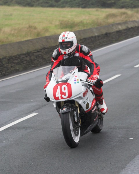StephenOWC33's tweet photo. The gentleman who is now currently running the legendary Northern Ireland team Wilson Craig Racing and wasn't a bad racer in his day Darren Gilpin.
#SaveIrishRacing #ManxGP #NW200 #UGP #RoadRacing #IOMTT #MotoGP #Wsbk https://t.co/w9213erzd3