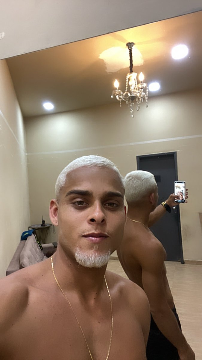 👨🏼‍🦳