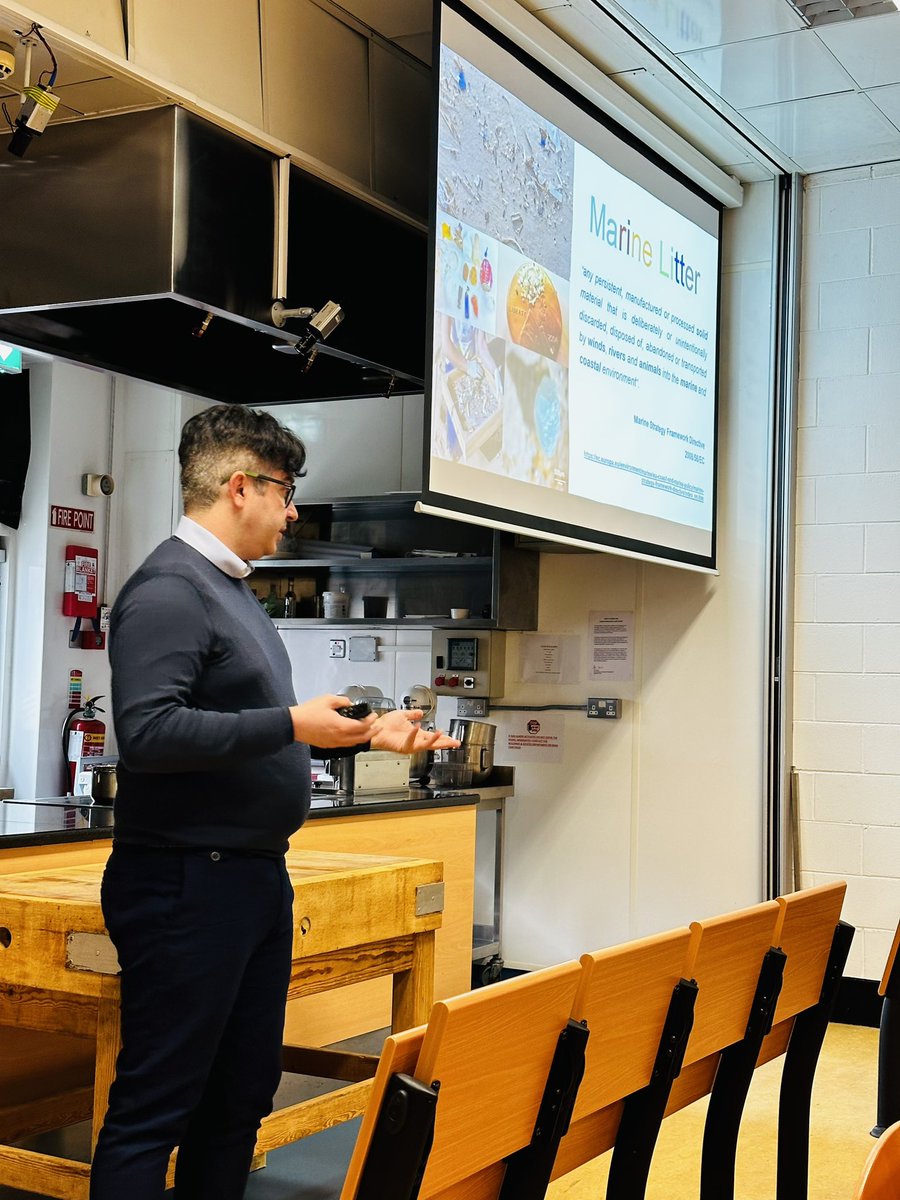 UlrichHoeche's tweet photo. A great start to our new #ErasmusPlus project #SCOOK today with a guest appearance by @jpglfrias providing a great insight into his research on marine litter and micro plastic pollution. https://t.co/dFVnNPhjgI