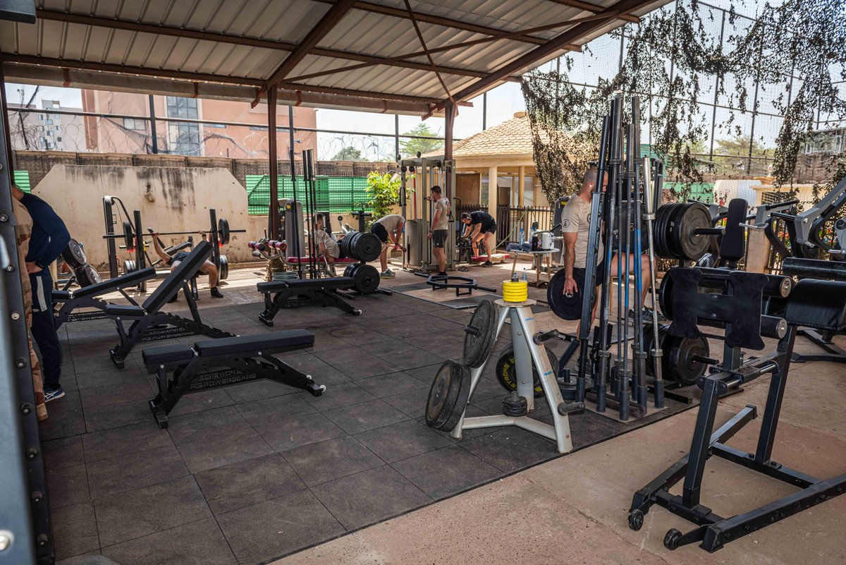 eutmmali tweet media