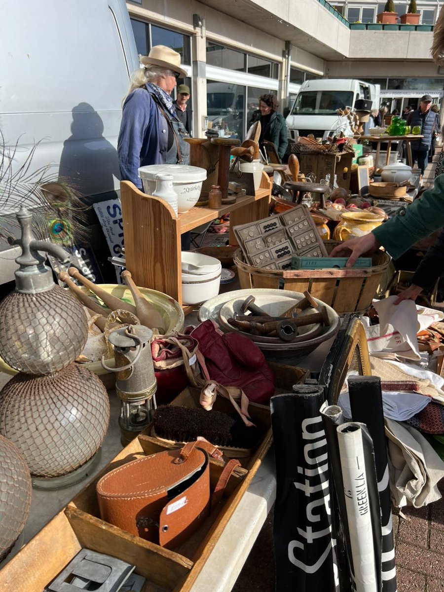 Well, here is one almighty thank you to everyone who attended Sandown Antiques Home &amp; Interiors Fair on Sunday … what a day!  

Our next event is on Sunday 16th July.  

For further info visit our website sunburyantiques.com