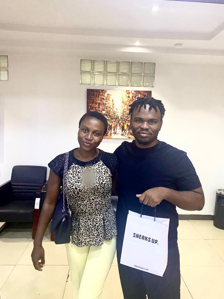 VicsenC's tweet image. Wow!! today @TosinSilverDam got our Cleanx products. I’m so happy he loved the package. 
Thanks for your time and we appreciate what you do for your fans.
Cc @TosinSilverDam 
#turkey #sneakers #cleanx #vicsen