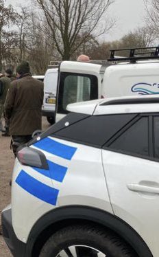 BlauweLampie's tweet photo. Mooie samenwerking vandaag van #muskusrattenbeheer van @wsrivierenland en @HDSR_waterschap in het kader van het terugdringen van de #muskusrat tot de landsgrenzen. Een groot deel van polder #Hekendorp afgespeurd. https://t.co/YeMMG7sfXN
