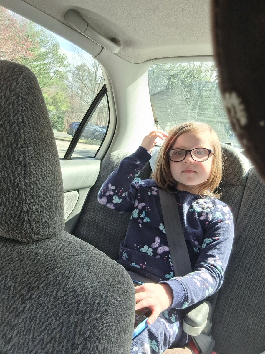 DCBrooks12's tweet photo. Willow strives every therapy session to grasp new things and build the tools she needs to overcome whatever life throws at her. This is about more than awareness. This is about greatness. Be aware of the greatness. #WillowRose #AutismGreatness https://t.co/Ba4LsNo9Sp
