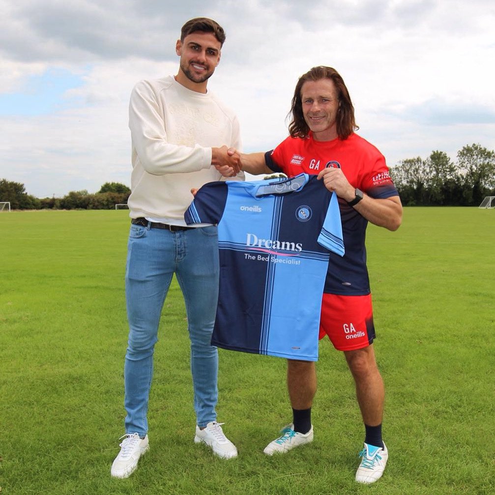 Unbelievable 2 and a half years working with this man. It was a pleasure, Gaffer 🤟 @wwfcofficial