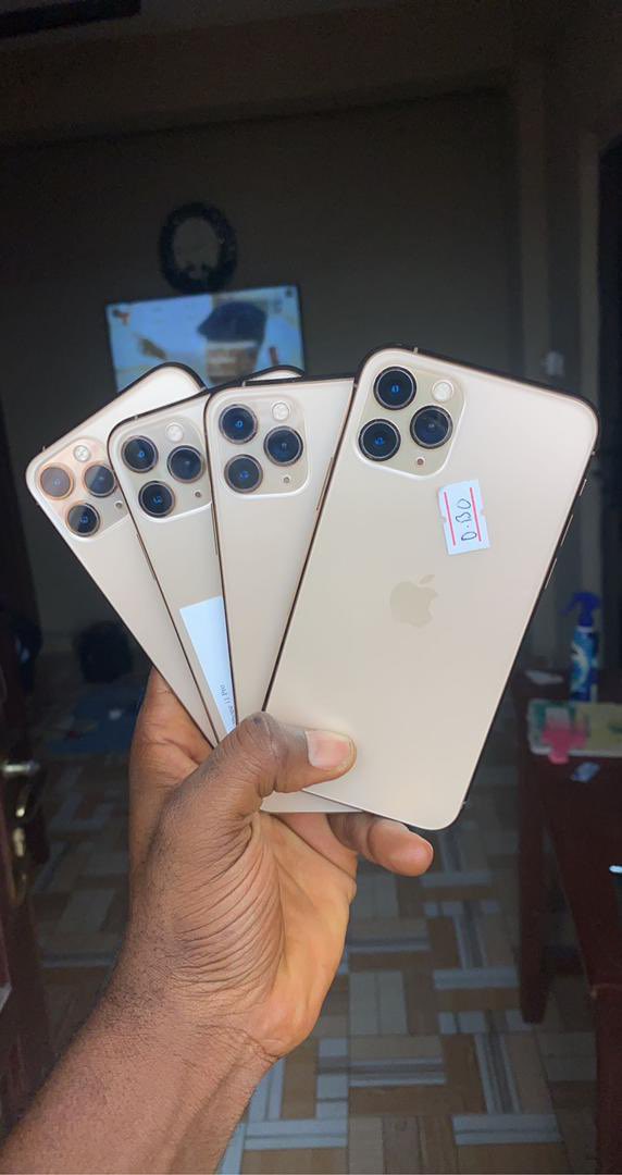 Phone_Hub1's tweet image. Premium USA 🇺🇸 Used iPhone 11 Pro 64 And 256 Gigg Available In Gold Eight Pieces.
0242871482