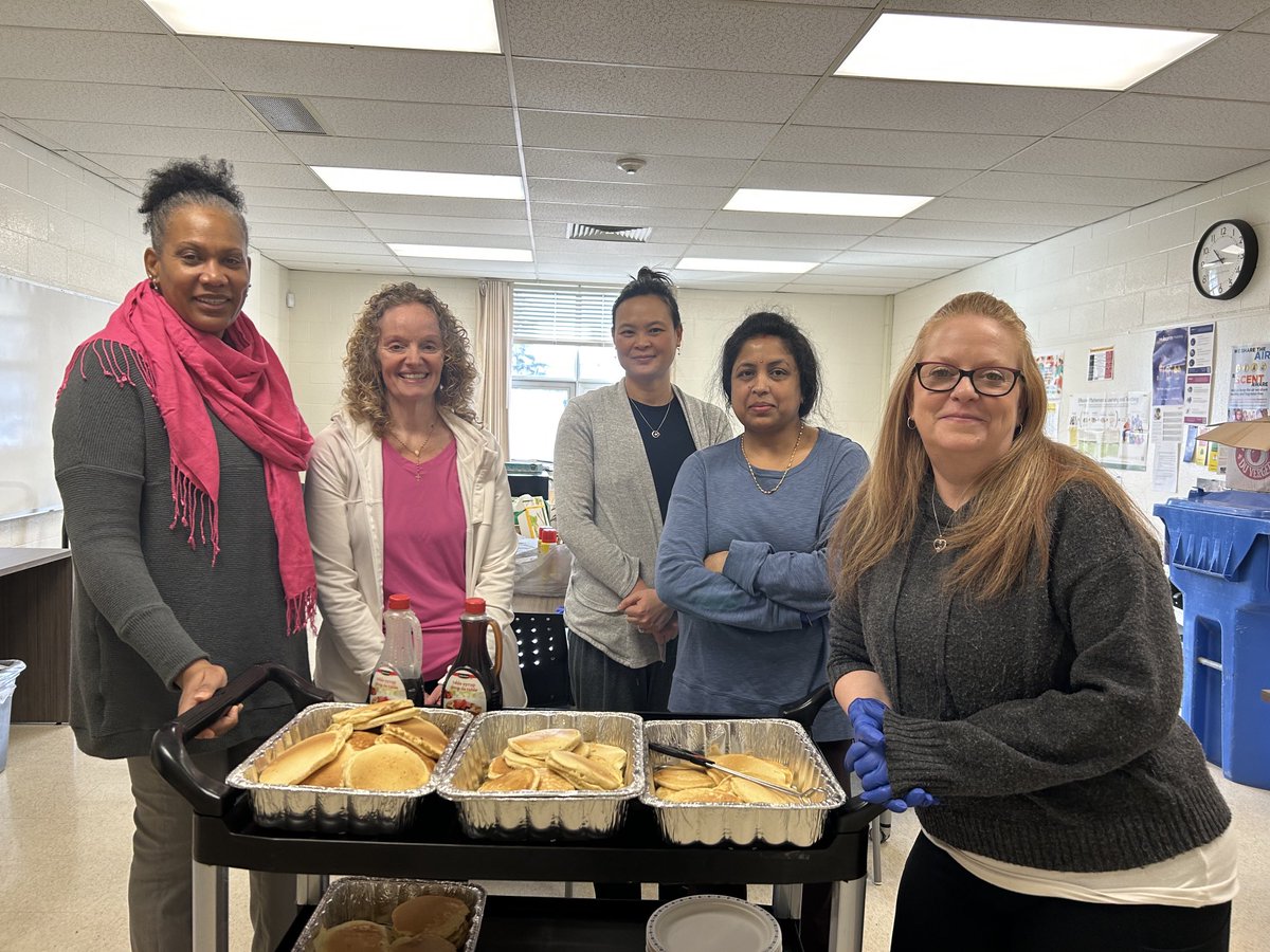 AndreaDewar's tweet photo. Thanks to our amazing parents and staff who made pancakes for the entire school to acknowledge Pancake Day
⁦@FallingdalePS⁩ #LearningTogether https://t.co/fWUsM70Sbe