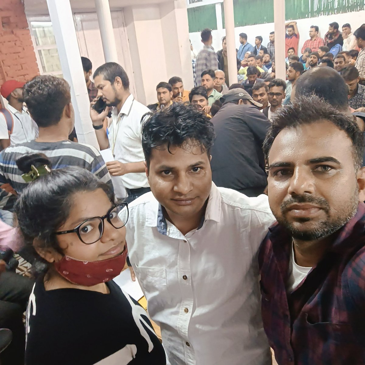 Chakres_Kumar's tweet photo. @UNOCHA @POTUS @RishiSunak @PMOIndia @AshwiniVaishnaw 
RAILWAY RECRUITMENT CEN 03/2018 JUNIOR ENGINEER,CMA PLZ CLEAR ALL STANDBY LIST
WE HAVE STILL WAITING IN INDIAN
@RailMinIndia
@arjunrammeghwal 
@nitin_gadkari @BJPCentralMedia @ravishndtv @ShashiTharoor @kanhaiyakumar @aajtak https://t.co/zirBN1jFM4
