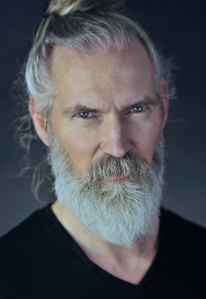 joncampling's tweet photo. If YOU do #TiTok and love new music...

...give me a follow...
#BeMoreSkater
#JonCampling

https://t.co/5Aa1YxiQdU https://t.co/EIGGOpfoT0