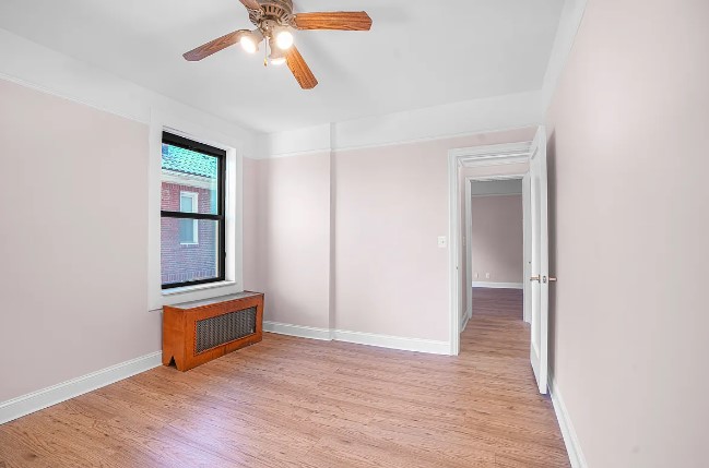 padspinapp's tweet photo. No Fee Jackson Heights, NY Apartment! LG 1BR $2,199 
@padspinapp. Click link to view listing &amp; to book a viewing: https://t.co/7M2E5ZSu6c

#JacksonHeightsApartments
#JHapartments
#JacksonHeightsLiving
#QueensApartments
#NYCapartments
#NYCrentals
#ApartmentHunting https://t.co/KnQkWi4w3R