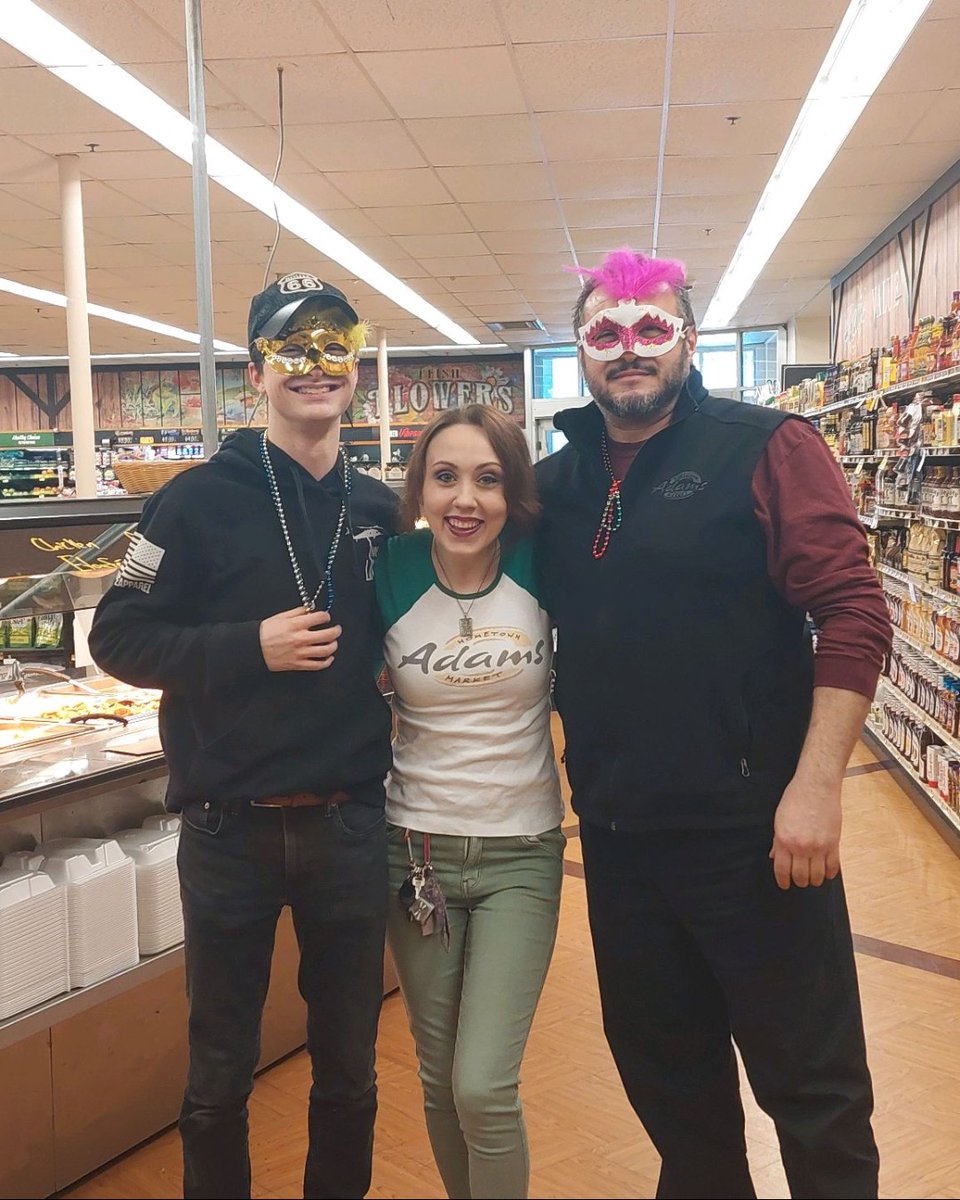 AdamsMarkets's tweet photo. Happy Mardi Gras from our team in #DeepRiverCT! https://t.co/uAyVOGWUpe