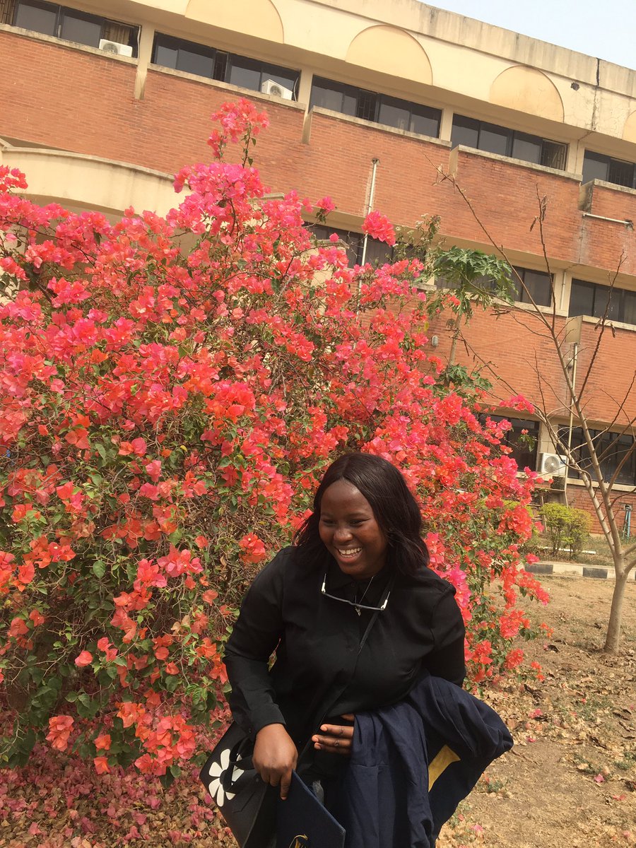 aya_obah's tweet photo. #Happymatticulationdear😍 https://t.co/HoV857EQ0E