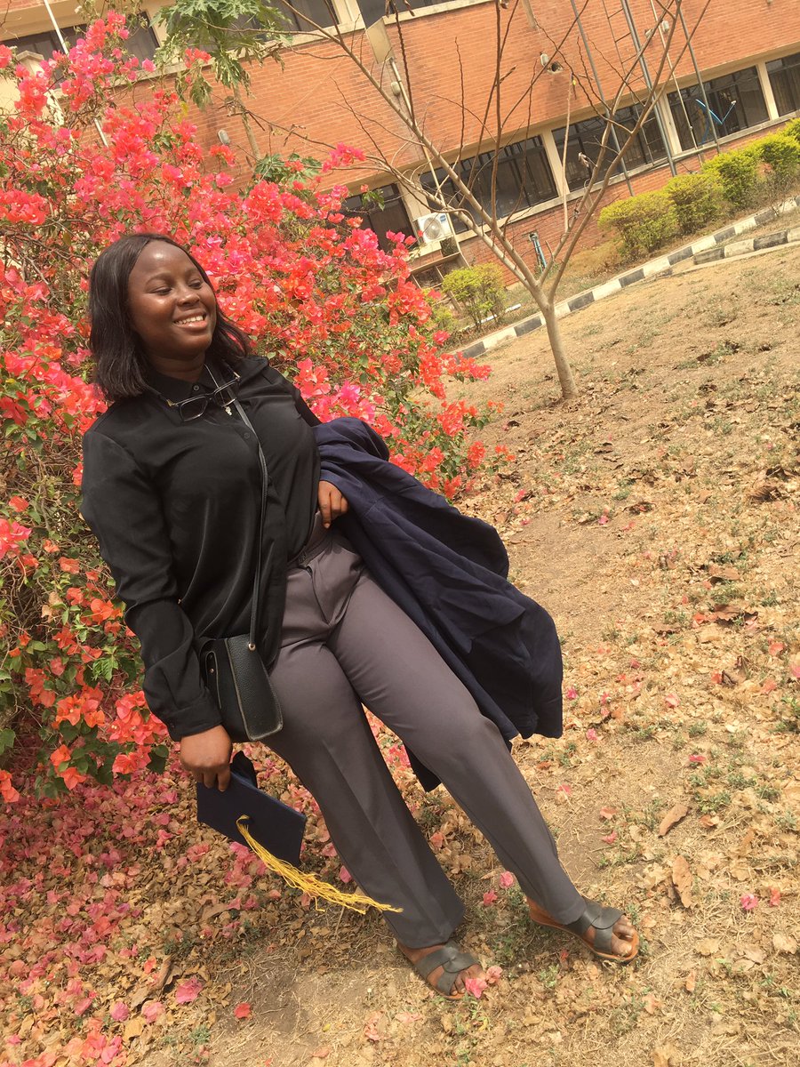 aya_obah's tweet photo. #Happymatticulationdear😍 https://t.co/HoV857EQ0E
