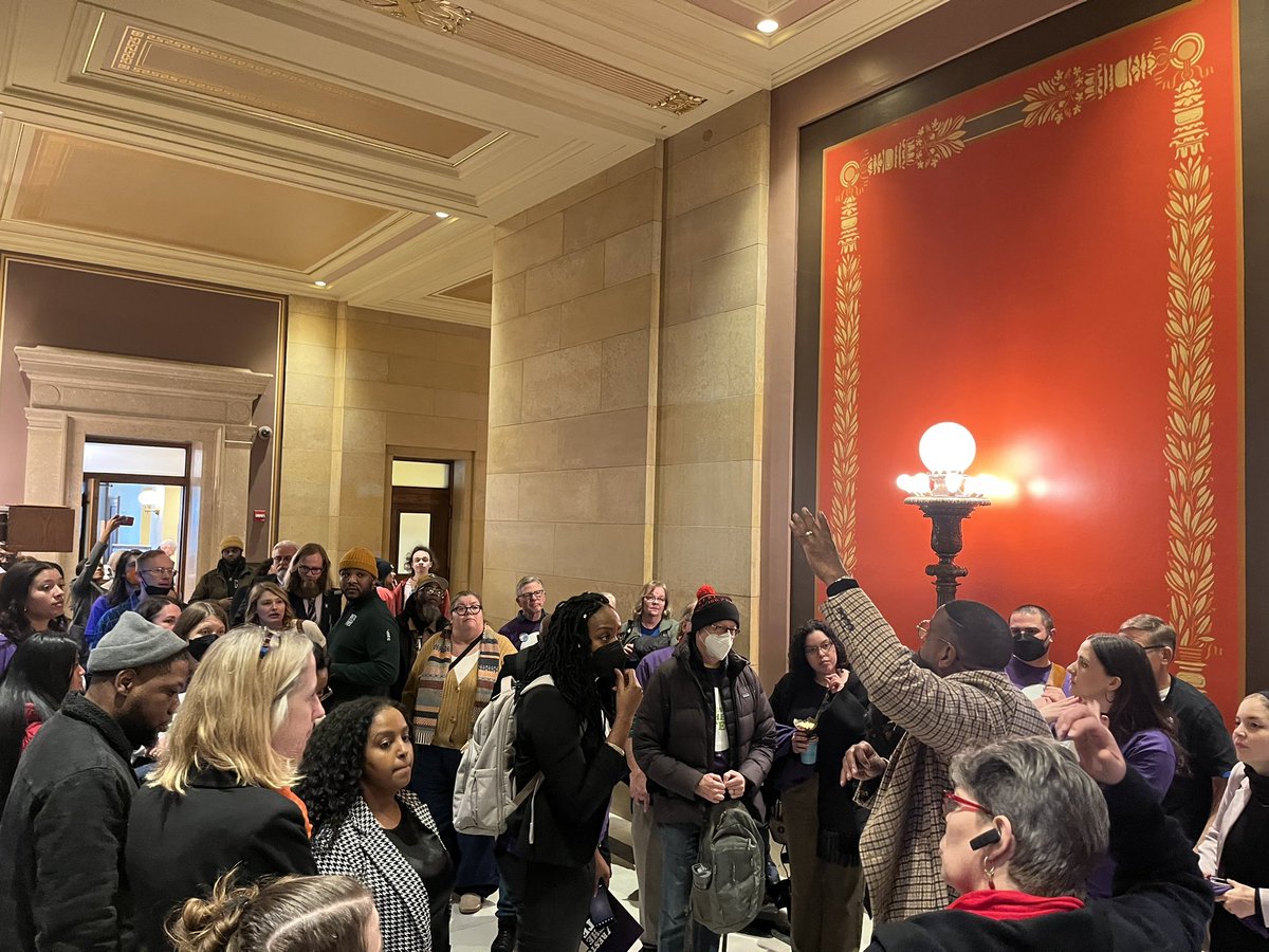 RTVMN's tweet photo. Welcoming the Senate after a strong first session!

- No amendments
- No carveouts

We’re not leaving anyone behind. 

Thanks to @SenatorChampion 

We’ll be back for the Rally at 4:30!

We’re about to #RestoreTheVoteMN https://t.co/id8YDidVHA