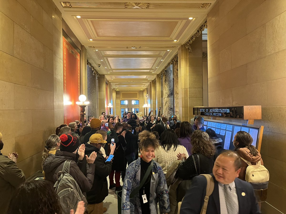 RTVMN's tweet photo. Welcoming the Senate after a strong first session!

- No amendments
- No carveouts

We’re not leaving anyone behind. 

Thanks to @SenatorChampion 

We’ll be back for the Rally at 4:30!

We’re about to #RestoreTheVoteMN https://t.co/id8YDidVHA