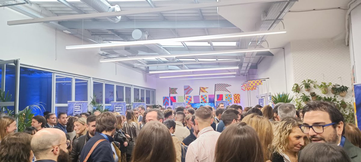 t2o_one's tweet image. Hoy lo hemos descubierto todo de Digital Out-of-Home de la mano de 
@programaticaly 🤗 en #PMDOOHSPAIN

¡Gracias por inspirarnos con este evento!👇🏼

#MarketingDigital #Tendencias #OutOfHome #PublicidadProgramática