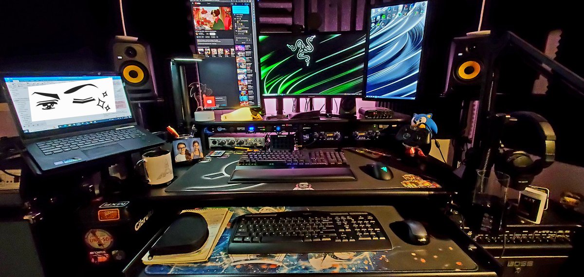 Working from home is awesome, but im still ready for 5p.  Hope everyone's Tuesday is going well.  I'll stream sometime this week.