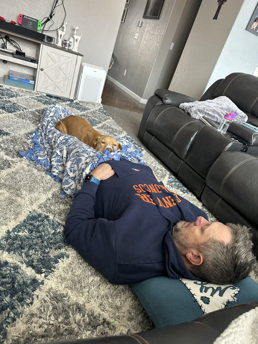 brianne3484's tweet photo. @ChaseRiceMusic Huckleberry and Rosie 🥰 https://t.co/nokI3t0AgR