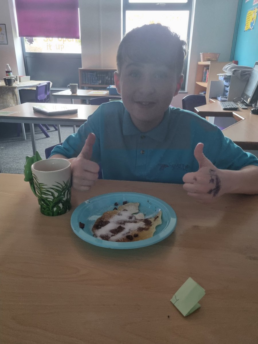 Sevenhills___'s tweet photo. Happy Pancake day! Students worked hard to perfect their pancake flipping skills today. The most important topic discussion was 'What's your favourite topping?' Happy faces all round #SEVvalues #respect #PancakeDay https://t.co/UONv655ud7