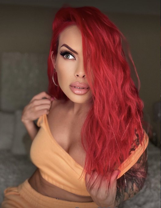 Ready to play 😈 https://t.co/qib00QsOEp