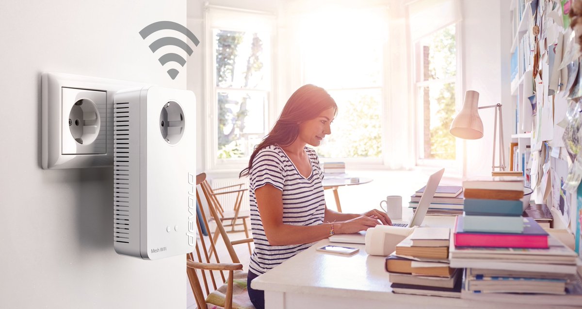 _theStorySquare's tweet image. Wi-Fi potente e sicuro? Scopri i consigli di devolo in questo post di @lucarallo 

👉🏼 bit.ly/TheStory202 

#Devolo è uno specialista tedesco del networking e della powerline communication con oltre 40 milioni di adattatori venduti in tutto il mondo