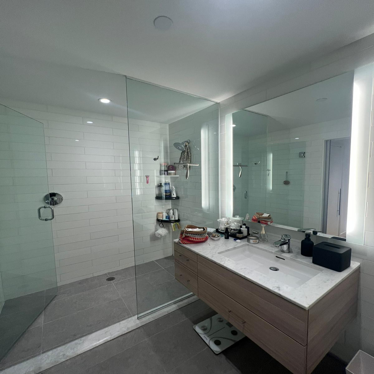 padspinapp's tweet photo. No Fee New York Apartment! LRG Studio $3,350 @padspinapp. Click link to view listing &amp; to book a viewing: https://t.co/IOnwvqFLD1

#NYCapartments
#NYCrentals
#NewYorkCityApartments
#CityApartments
#UrbanLiving
#NYClifestyle
#ApartmentHunting
#ApartmentLiving
#CityLiving https://t.co/h0V3sV6SY1