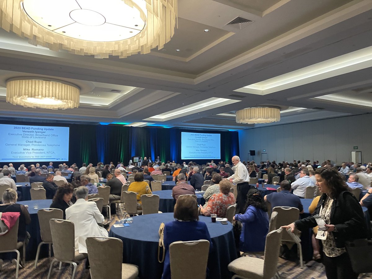 Packed room to hear words of wisdom from ⁦<a href="/VeneethI/">Veneeth Iyengar</a>⁩ and ⁦<a href="/chad_rupe/">Chad Rupe #Rural America #Precision Ag #Broadband</a>⁩ along with ⁦<a href="/MikeRomanoNTCA/">Mike Romano</a>⁩ on #BEAD next steps and how #broadband money will flow to states here at ⁦<a href="/NTCAconnect/">NTCA-The Rural Broadband Association</a>⁩ #RTIME2023.