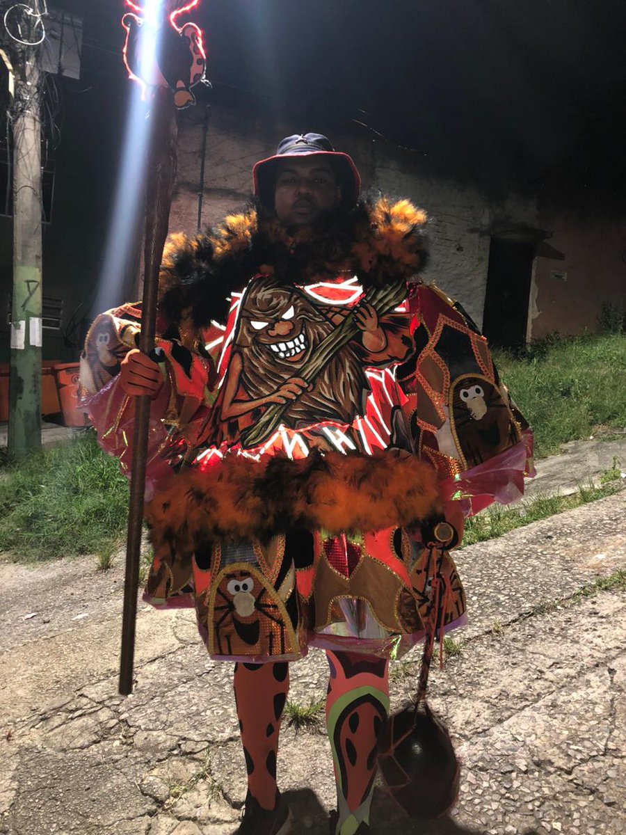 DaBxd81's tweet photo. É a Light 👋🏾🇰🇷🎭💲💡 https://t.co/S8TQnrb9kh