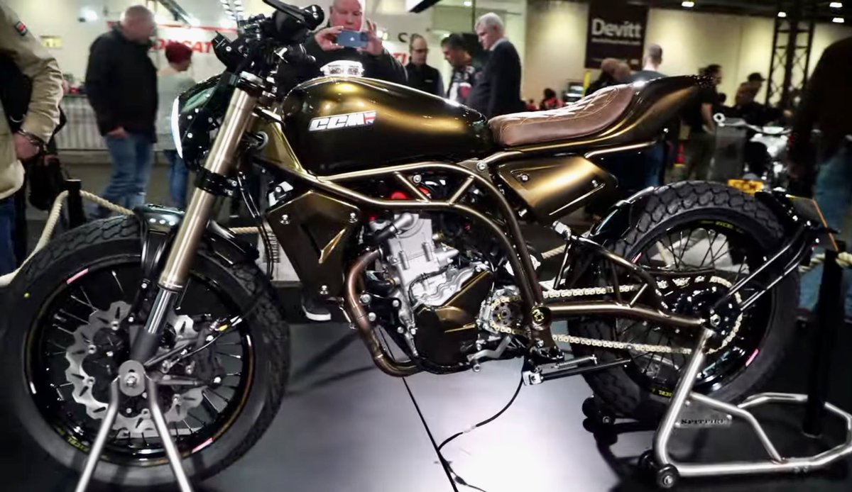 Rick_Cutler's tweet photo. Highlight reel! The 25 Best New Motorcycles For 2023 from the MCN London Motorcycle Show at ExCel
https://t.co/ndYujhI2yz  

#motorcyclenews #londonmotorcycleshow #MCN #KTM #Suzuki #Yamaha #Ducati #RoyalEnfield #CCM
@MCNnews @KTM_UK @CCMMotorcycle https://t.co/oiABuE2OEQ
