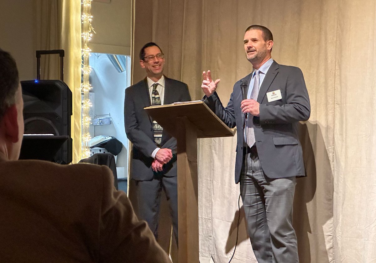 This past weekend South KC Chamber of Commerce recognized Jason Schram as a new Board Chair! Way to go Jason!
 
#alhuber #southkcchamber #team 📷 Alpha-Omega Geotech, Inc