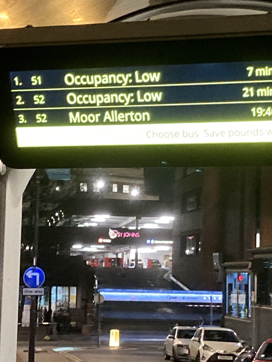 vjetoria's tweet photo. These images, taken seconds apart, reveal (one of the many)  fundamental problems with public transport in Leeds… it’s based on a misunderstanding/disrespect/refusal of TIME as an essential  structuring principle to its own purpose and existence. https://t.co/qTN3EDqFCC